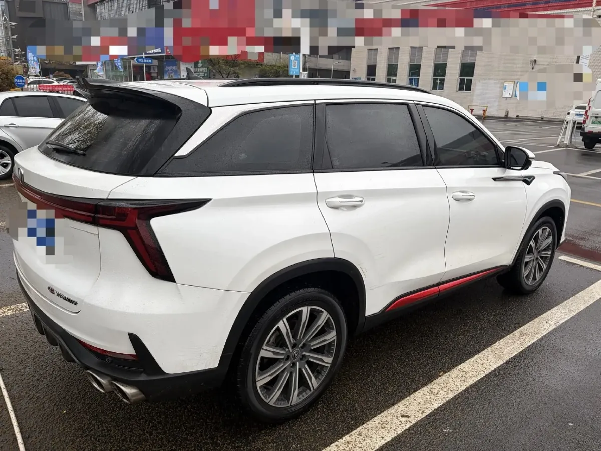 2022 ChangAn CS75 Plus 2.0T 233HP L4 8AT,autocango,china used car exporter,china ev exporter,chinese used car exporter,chinese used ev exporter