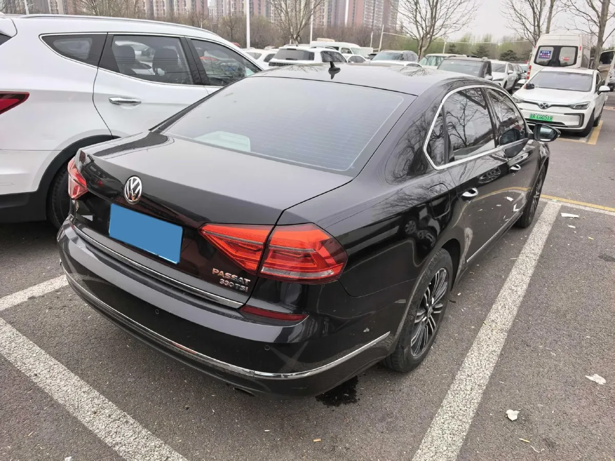 2017 Volkswagen Passat 1.8T 180HP L4 7DCT,autocango,china used car exporter,china ev exporter,chinese used car exporter,chinese used ev exporter