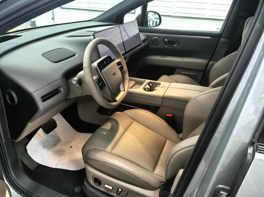 2025 Li i6 BEV,autocango,china used car exporter,china ev exporter,chinese used car exporter,chinese used ev exporter