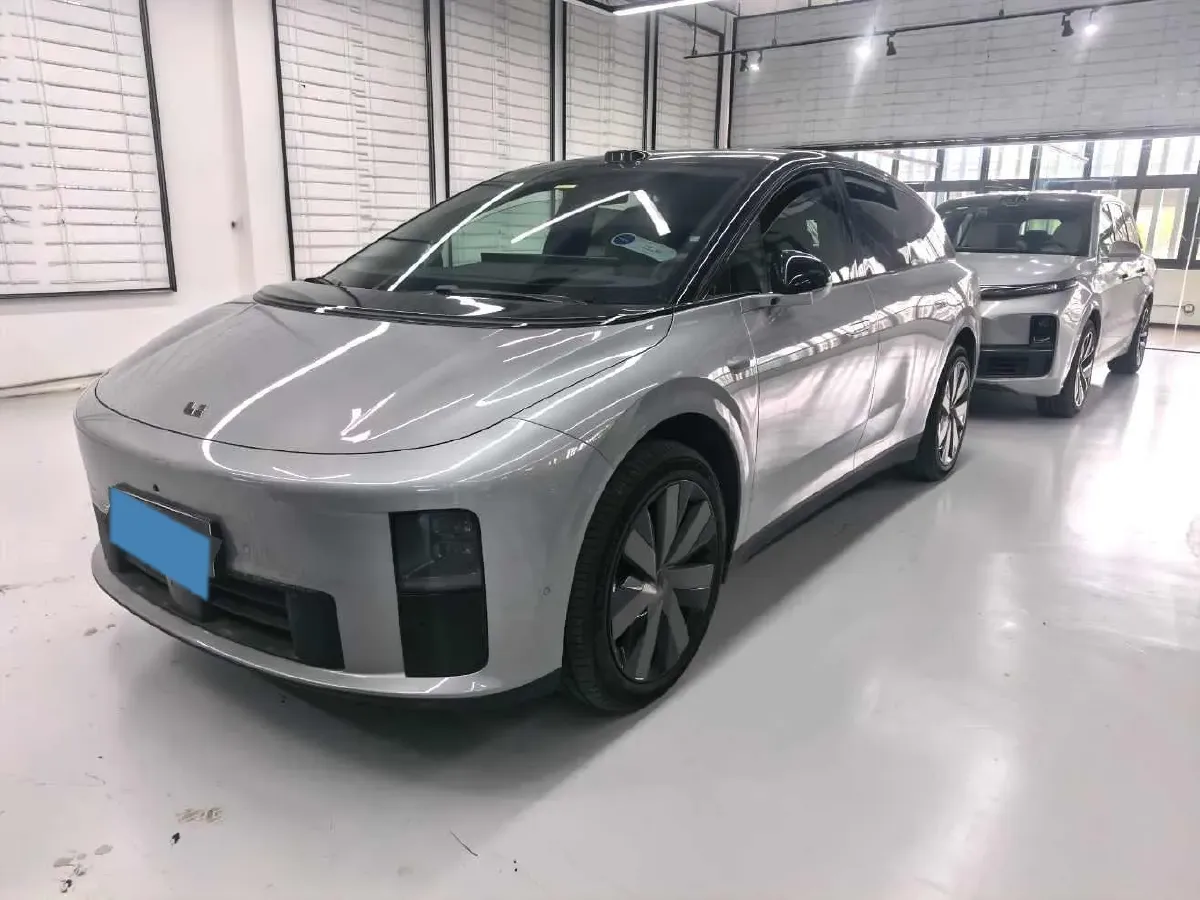 2025 Li i6 BEV,autocango,china used car exporter,china ev exporter,chinese used car exporter,chinese used ev exporter