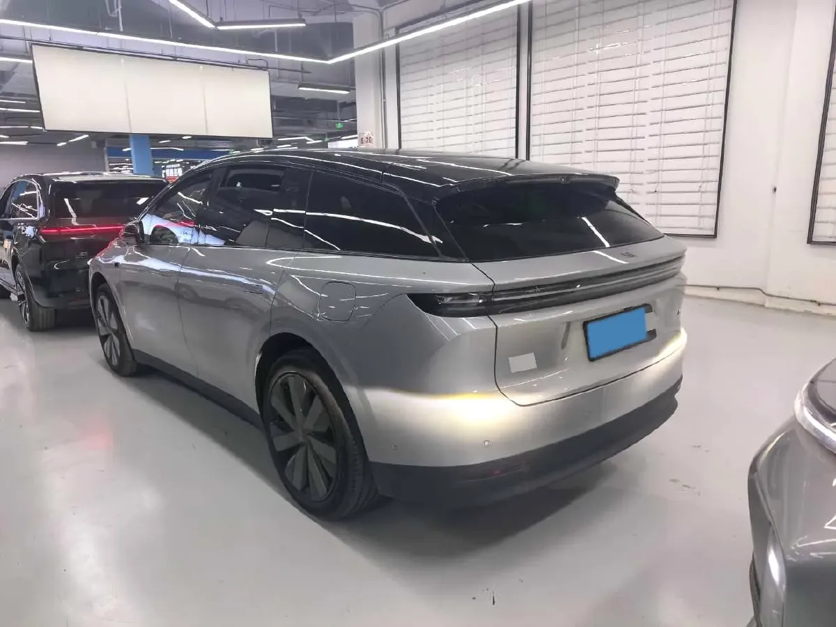 2025 Li i6 BEV,autocango,china used car exporter,china ev exporter,chinese used car exporter,chinese used ev exporter