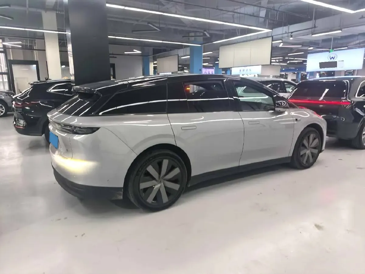 2025 Li i6 BEV,autocango,china used car exporter,china ev exporter,chinese used car exporter,chinese used ev exporter