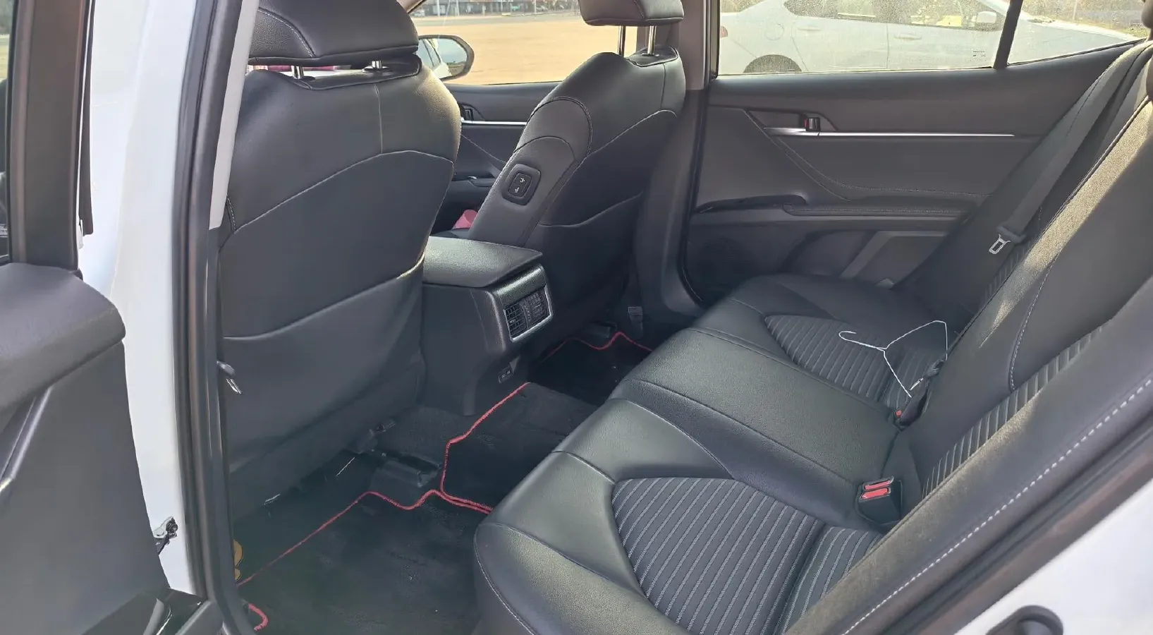 2022 Toyota Camry 2.0L 178HP L4 CVT,autocango,china used car exporter,china ev exporter,chinese used car exporter,chinese used ev exporter