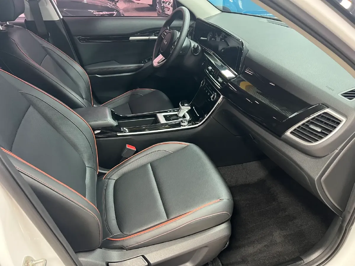 2023 Kia Seltos 1.5L 115HP L4 CVT,autocango,china used car exporter,china ev exporter,chinese used car exporter,chinese used ev exporter