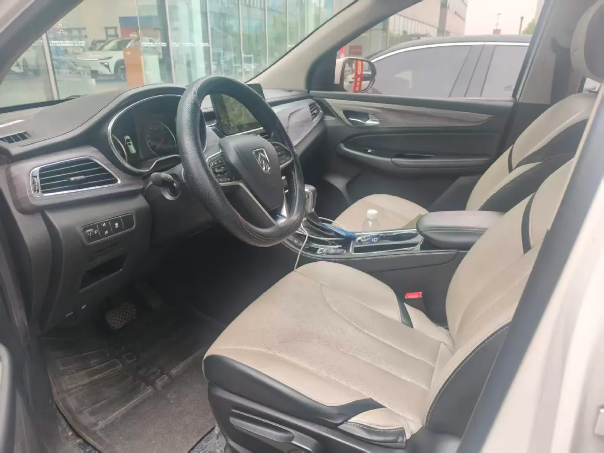 2017 BaoJun 730 1.5T 150HP L4 6DCT,autocango,china used car exporter,china ev exporter,chinese used car exporter,chinese used ev exporter