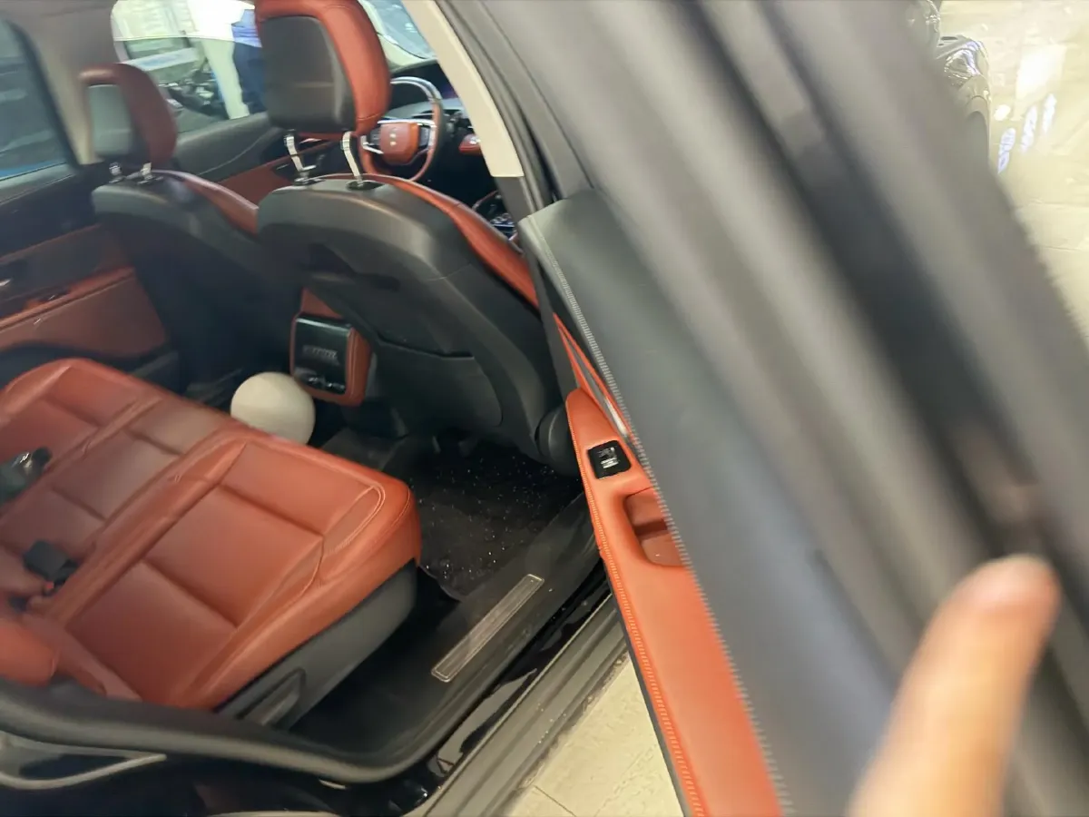 2023 Lincoln Nautilus 2.0T 261HP L4 8AT,autocango,china used car exporter,china ev exporter,chinese used car exporter,chinese used ev exporter