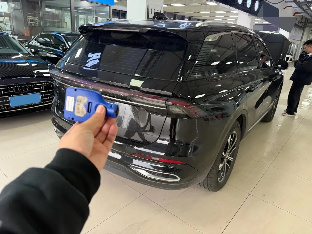 2023 Lincoln Nautilus 2.0T 261HP L4 8AT,autocango,china used car exporter,china ev exporter,chinese used car exporter,chinese used ev exporter