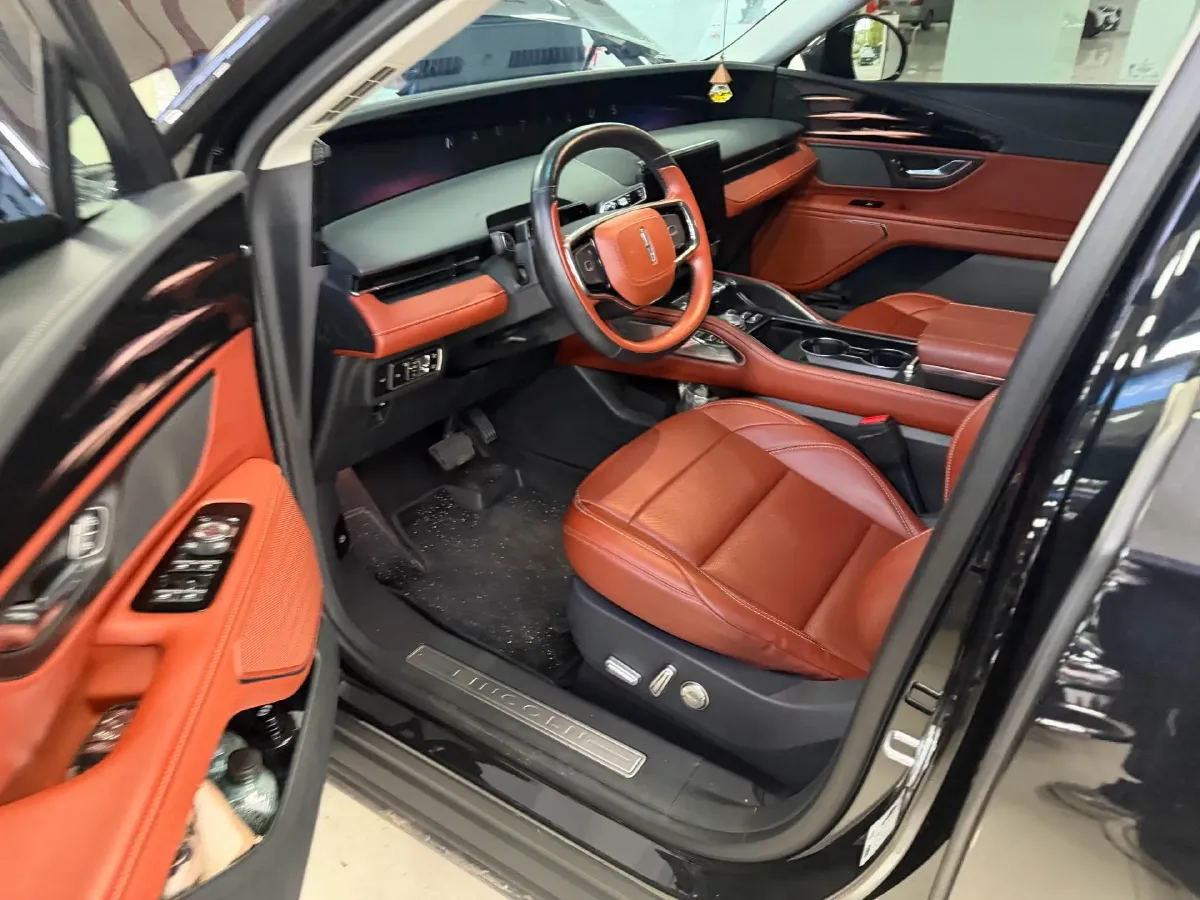 2023 Lincoln Nautilus 2.0T 261HP L4 8AT,autocango,china used car exporter,china ev exporter,chinese used car exporter,chinese used ev exporter