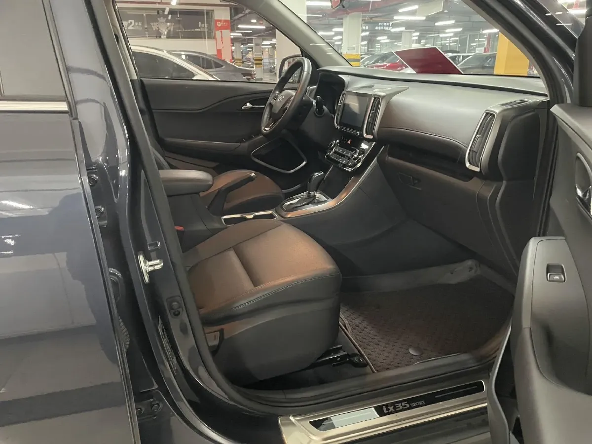 2018 Hyundai ix35 2.0L 160HP L4 6AT,autocango,china used car exporter,china ev exporter,chinese used car exporter,chinese used ev exporter