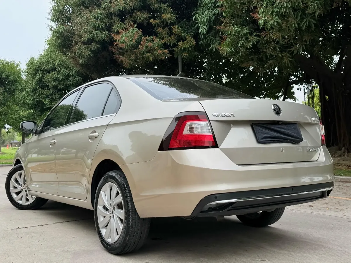 2019 SWM G01 1.5T 156HP L4 6AT,autocango,china used car exporter,china ev exporter,chinese used car exporter,chinese used ev exporter