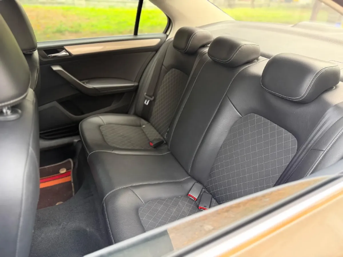 2019 SWM G01 1.5T 156HP L4 6AT,autocango,china used car exporter,china ev exporter,chinese used car exporter,chinese used ev exporter