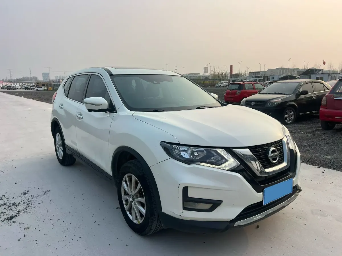 2021 Nissan X-Trail 2.0L 151HP L4 CVT,autocango,china used car exporter,china ev exporter,chinese used car exporter,chinese used ev exporter