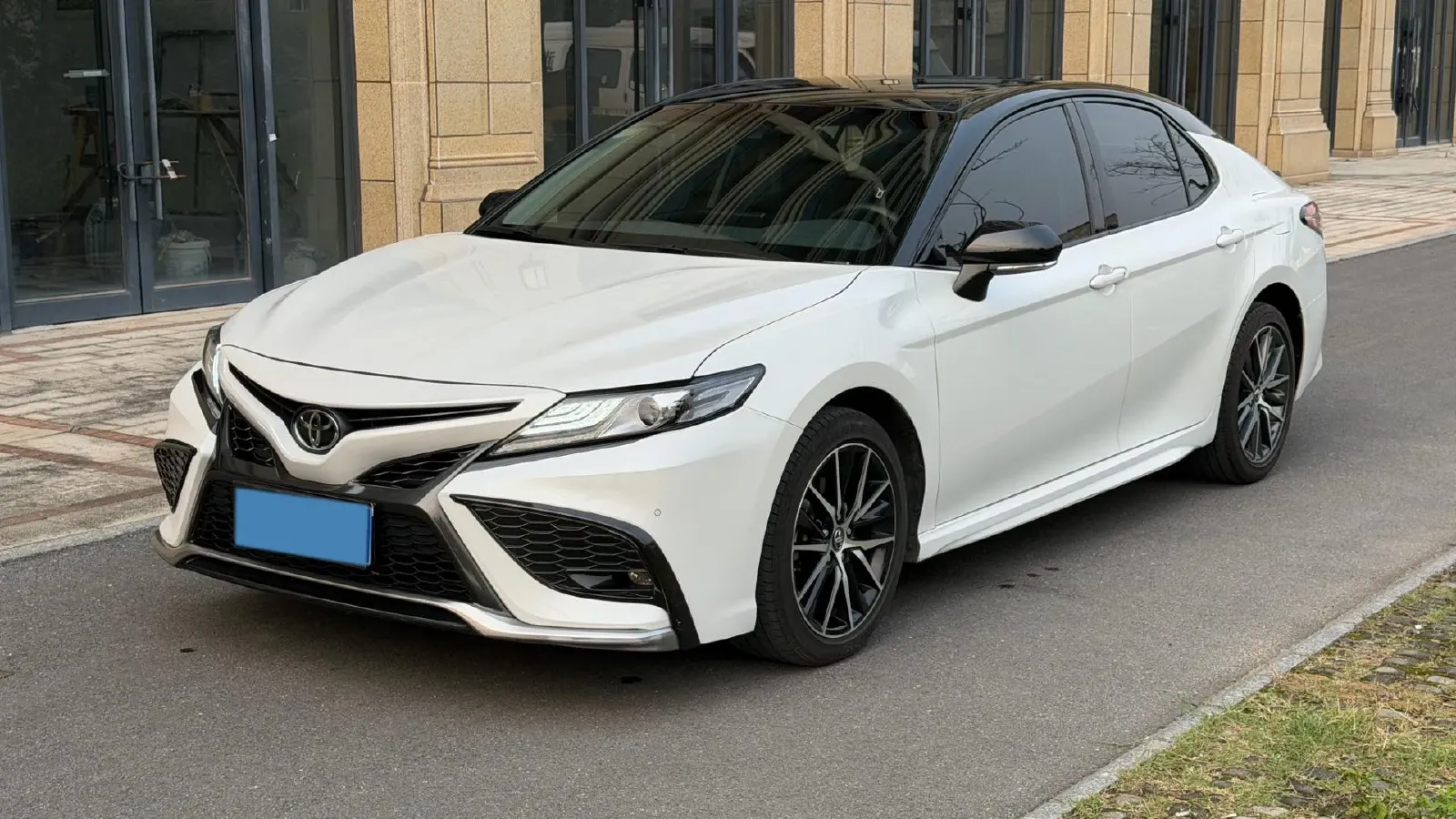 2021 Toyota Camry 2.5L 209HP L4 8AT,autocango,china used car exporter,china ev exporter,chinese used car exporter,chinese used ev exporter