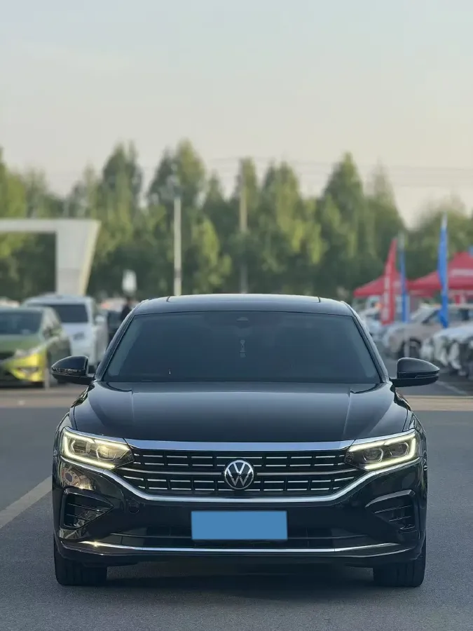 2022 Xpeng P7 BEV 60.2KWH,autocango,china used car exporter,china ev exporter,chinese used car exporter,chinese used ev exporter