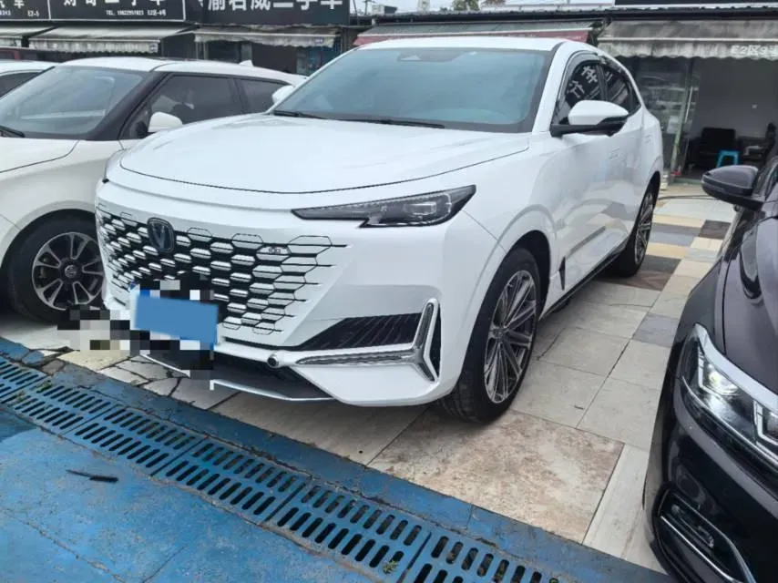 2021 ChangAn UNI-K 2.0T 233HP L4 8AT,autocango,china used car exporter,china ev exporter,chinese used car exporter,chinese used ev exporter