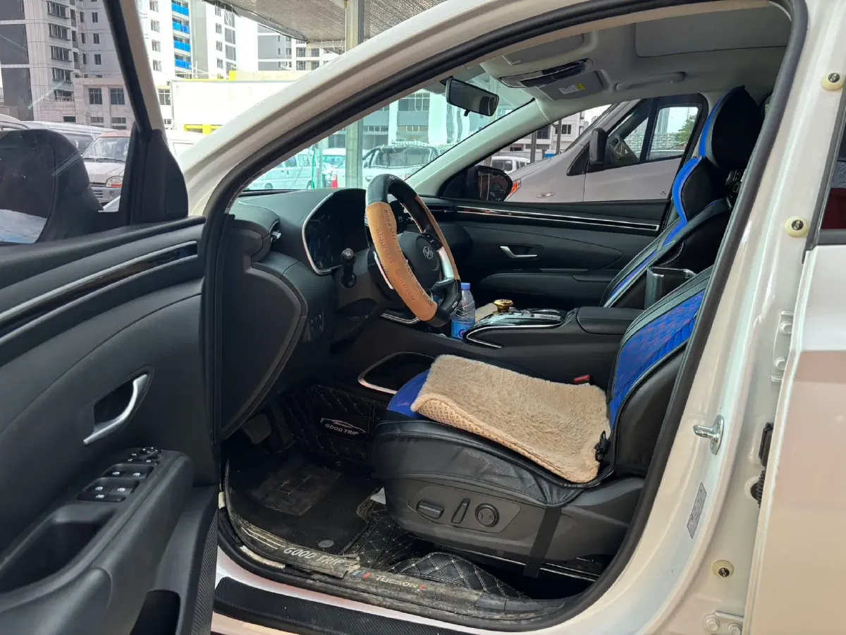 2023 Hyundai Tucson 1.5T 200HP L4 8AT,autocango,china used car exporter,china ev exporter,chinese used car exporter,chinese used ev exporter