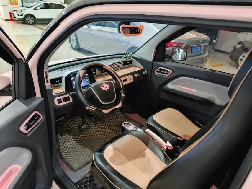 2022 WuLing HongGuang MINI EV BEV 9KWH,autocango,china used car exporter,china ev exporter,chinese used car exporter,chinese used ev exporter