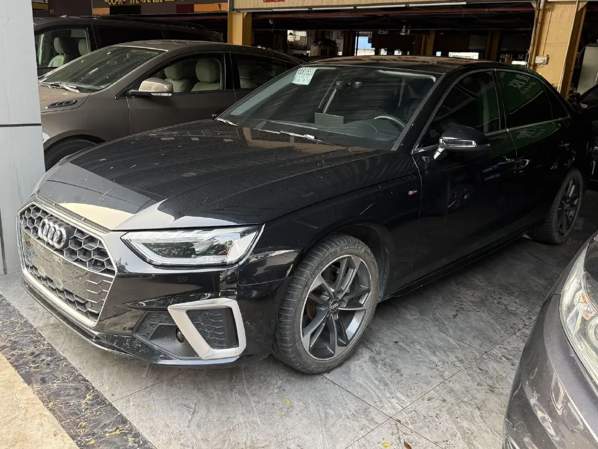 2020 Audi A4L 2.0T 190HP L4 7DCT,autocango,china used car exporter,china ev exporter,chinese used car exporter,chinese used ev exporter