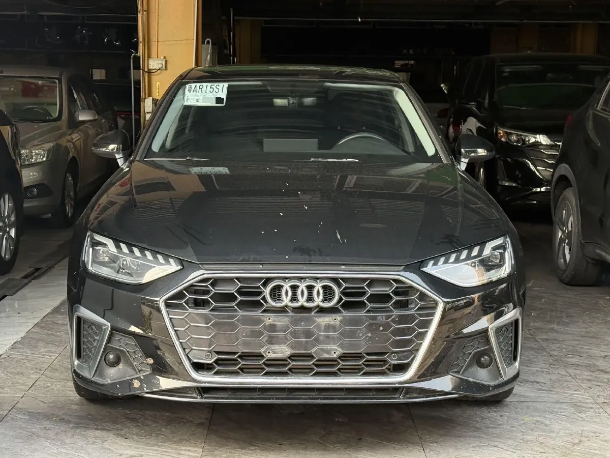 2020 Audi A4L 2.0T 190HP L4 7DCT,autocango,china used car exporter,china ev exporter,chinese used car exporter,chinese used ev exporter