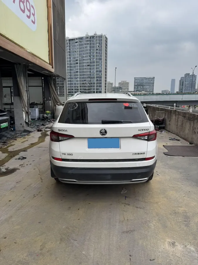 2018 Skoda Kodiak 2.0T 186HP L4 7DCT,autocango,china used car exporter,china ev exporter,chinese used car exporter,chinese used ev exporter