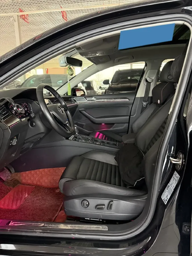 2019 Volkswagen Magotan 2.0T 186HP L4 7DCT,autocango,china used car exporter,china ev exporter,chinese used car exporter,chinese used ev exporter