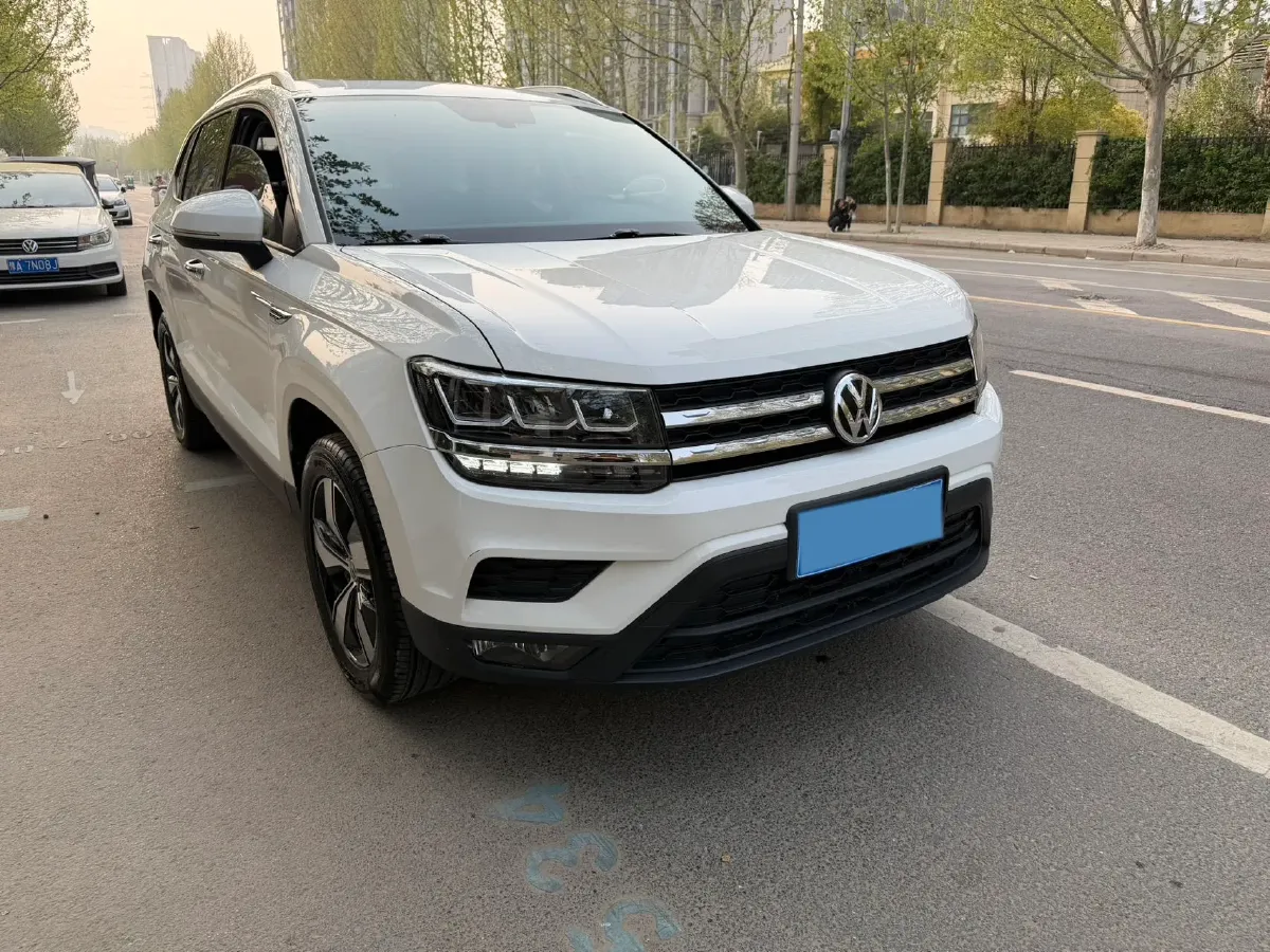 2021 Volkswagen Tharu 1.4T 150HP L4 7DCT,autocango,china used car exporter,china ev exporter,chinese used car exporter,chinese used ev exporter
