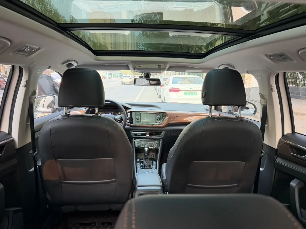 2021 Volkswagen Tharu 1.4T 150HP L4 7DCT,autocango,china used car exporter,china ev exporter,chinese used car exporter,chinese used ev exporter