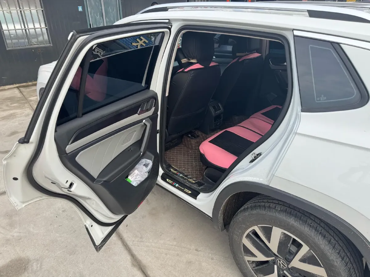 2024 Volkswagen Tayron 1.5T 160HP L4 7DCT,autocango,china used car exporter,china ev exporter,chinese used car exporter,chinese used ev exporter