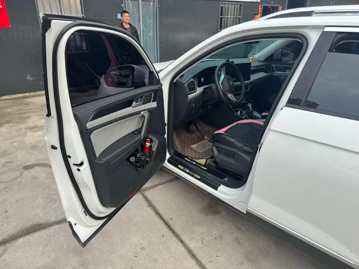 2024 Volkswagen Tayron 1.5T 160HP L4 7DCT,autocango,china used car exporter,china ev exporter,chinese used car exporter,chinese used ev exporter