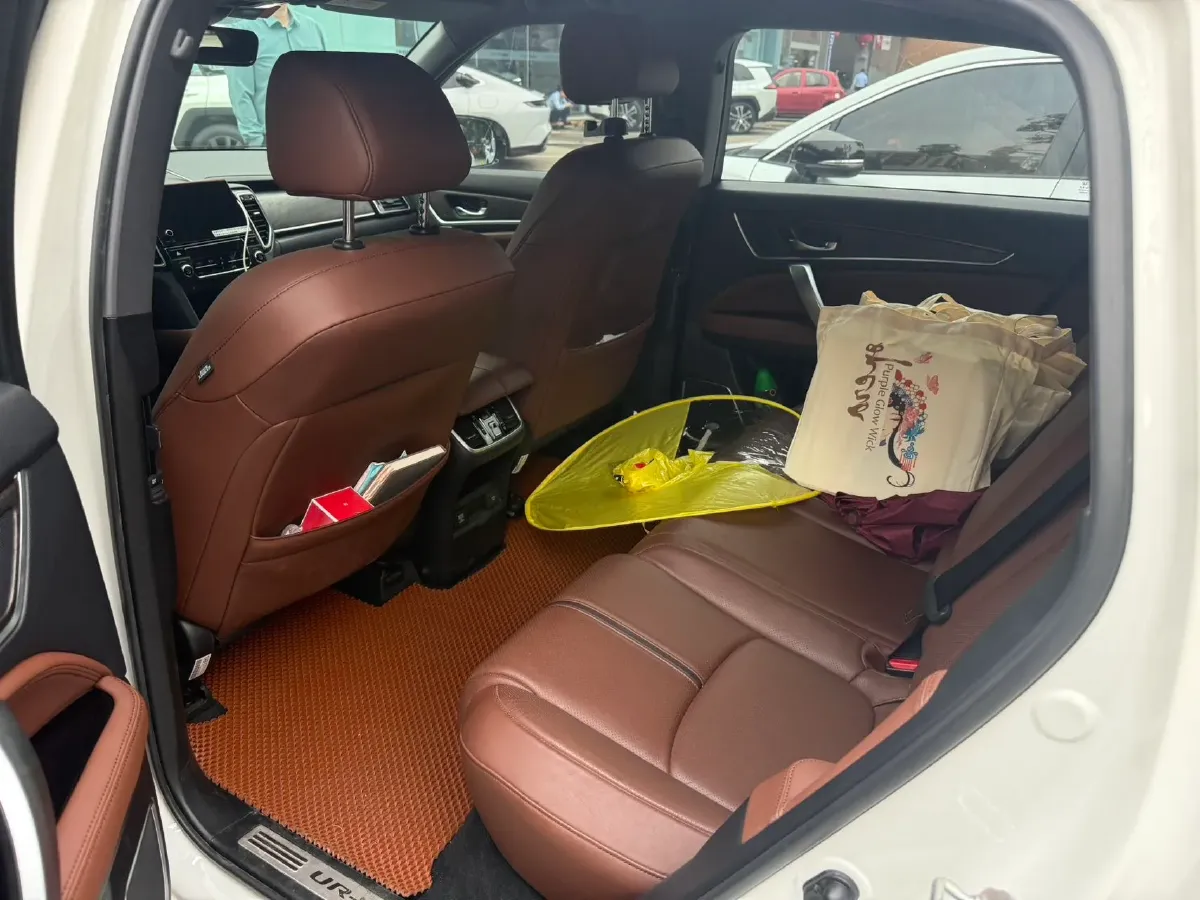 2020 Honda UR-V 2.0T 272HP L4 9AT,autocango,china used car exporter,china ev exporter,chinese used car exporter,chinese used ev exporter