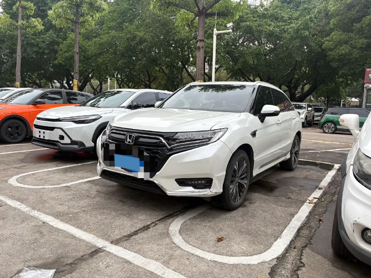 2020 Honda UR-V 2.0T 272HP L4 9AT,autocango,china used car exporter,china ev exporter,chinese used car exporter,chinese used ev exporter