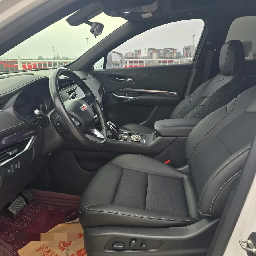 2020 Cadillac XT4 2.0T 237HP L4 9AT,autocango,china used car exporter,china ev exporter,chinese used car exporter,chinese used ev exporter