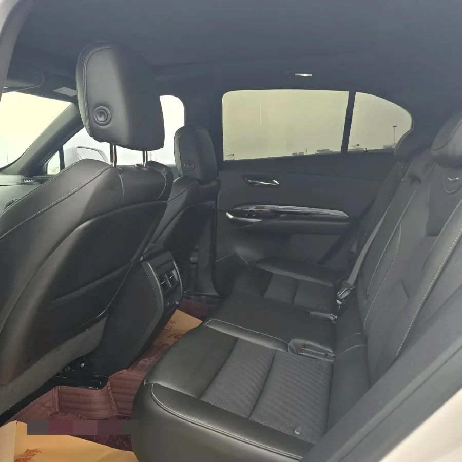 2020 Cadillac XT4 2.0T 237HP L4 9AT,autocango,china used car exporter,china ev exporter,chinese used car exporter,chinese used ev exporter