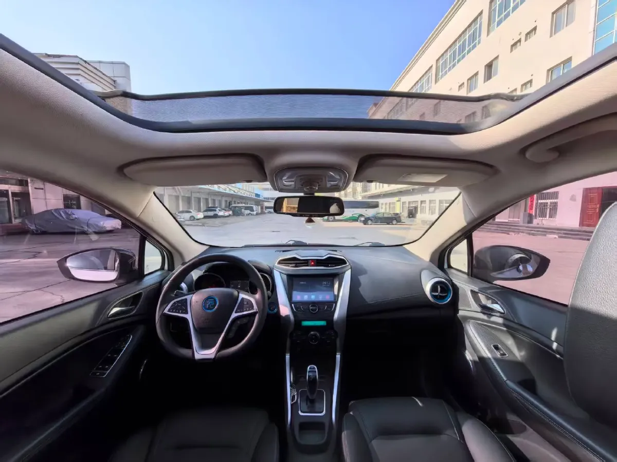 2018 BYD Yuan BEV 42KWH,autocango,china used car exporter,china ev exporter,chinese used car exporter,chinese used ev exporter