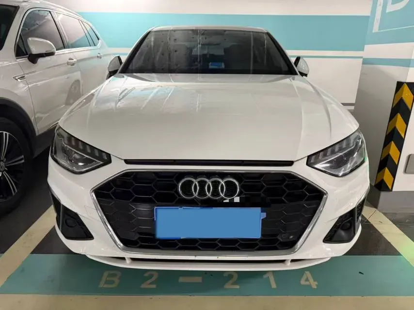 2020 Audi A4L 2.0T 190HP L4 7DCT,autocango,china used car exporter,china ev exporter,chinese used car exporter,chinese used ev exporter