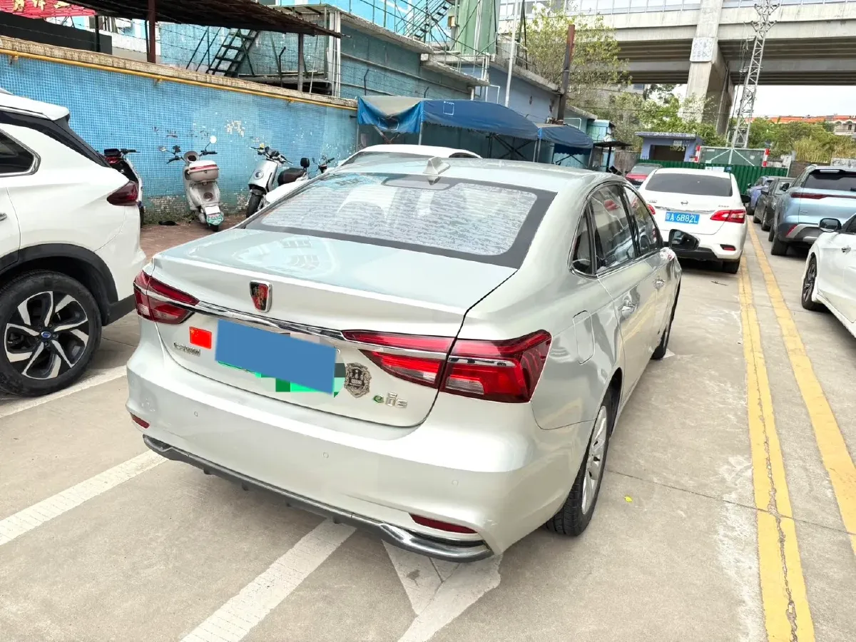2017 Roewe i6 1.0T 125HP L3 2AT PHEV,autocango,china used car exporter,china ev exporter,chinese used car exporter,chinese used ev exporter