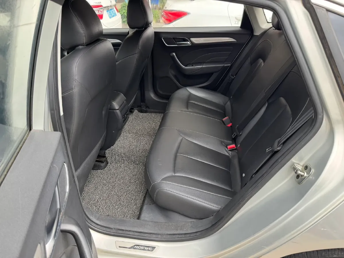 2017 Roewe i6 1.0T 125HP L3 2AT PHEV,autocango,china used car exporter,china ev exporter,chinese used car exporter,chinese used ev exporter