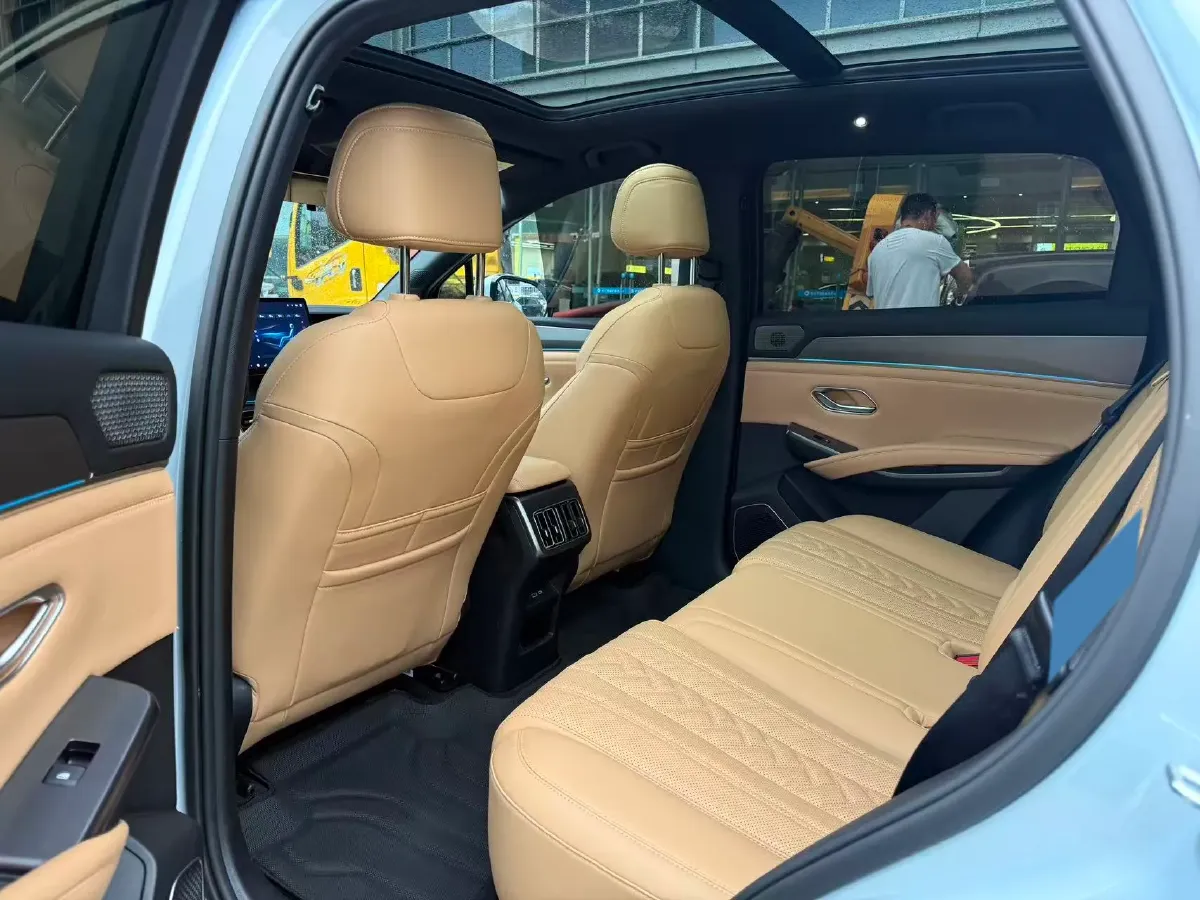 2024 BYD SongL DM-i 1.5L 101HP L4 E-CVT PHEV 18.3KWH,autocango,china used car exporter,china ev exporter,chinese used car exporter,chinese used ev exporter