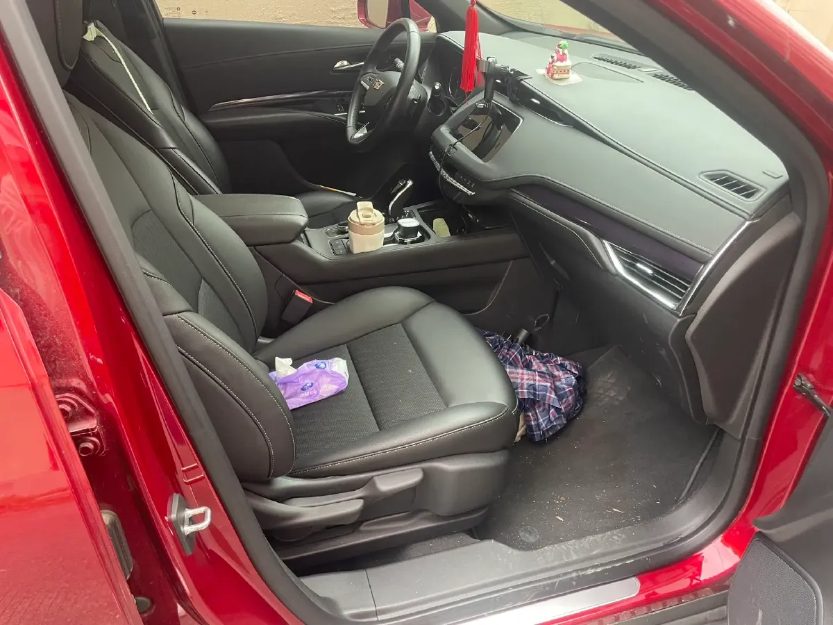 2022 Cadillac XT4 2.0T 237HP L4 9AT,autocango,china used car exporter,china ev exporter,chinese used car exporter,chinese used ev exporter