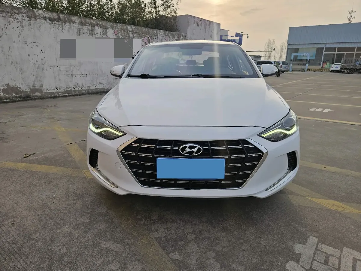 2020 Hyundai Elantra 1.5L 115HP L4 CVT,autocango,china used car exporter,china ev exporter,chinese used car exporter,chinese used ev exporter