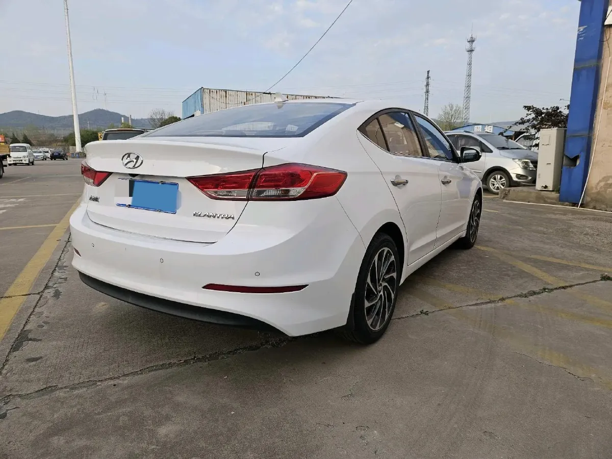 2020 Hyundai Elantra 1.5L 115HP L4 CVT,autocango,china used car exporter,china ev exporter,chinese used car exporter,chinese used ev exporter