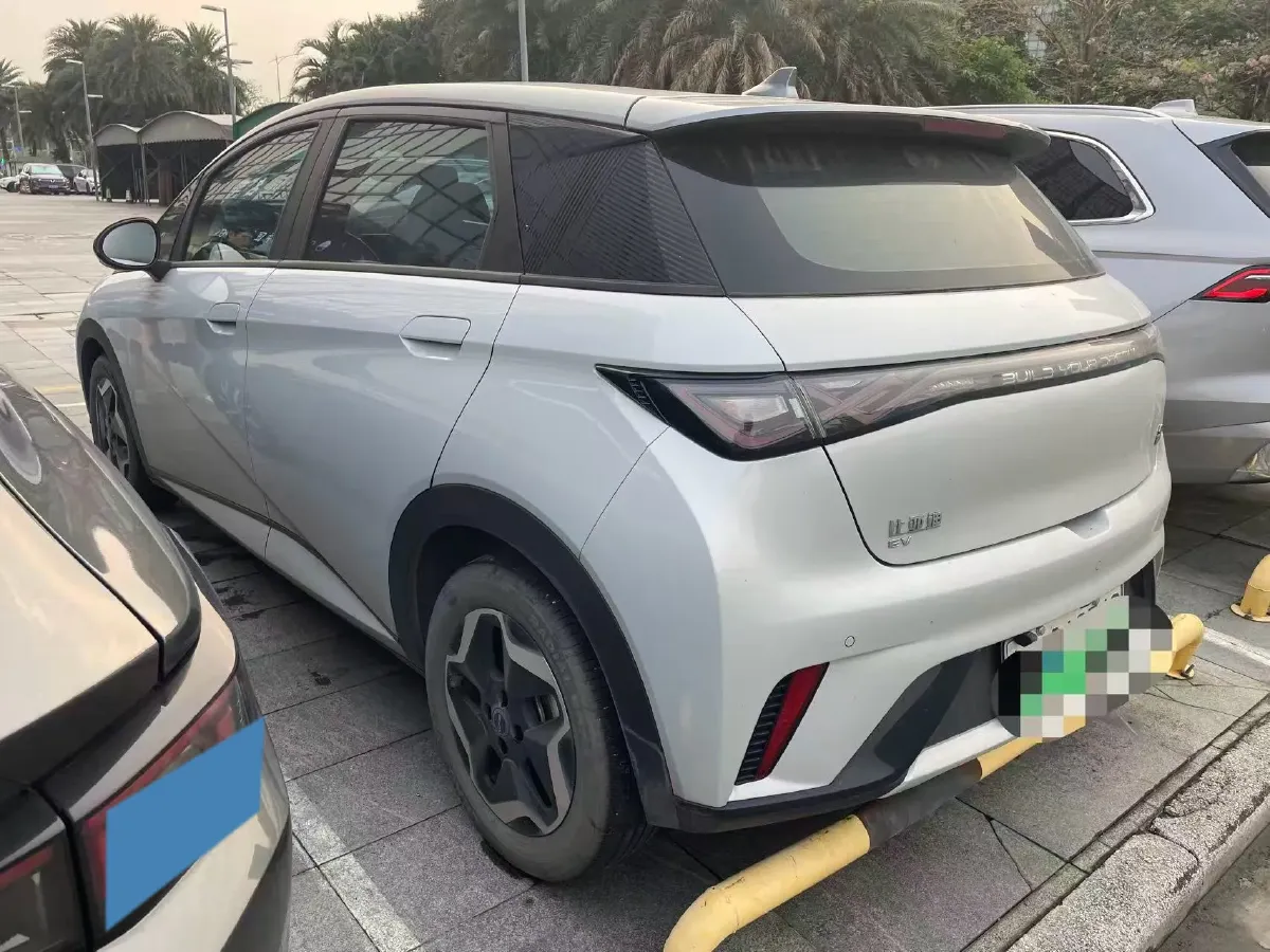 2021 Ford Escort 1.5L 122HP L3 6AT,autocango,china used car exporter,china ev exporter,chinese used car exporter,chinese used ev exporter