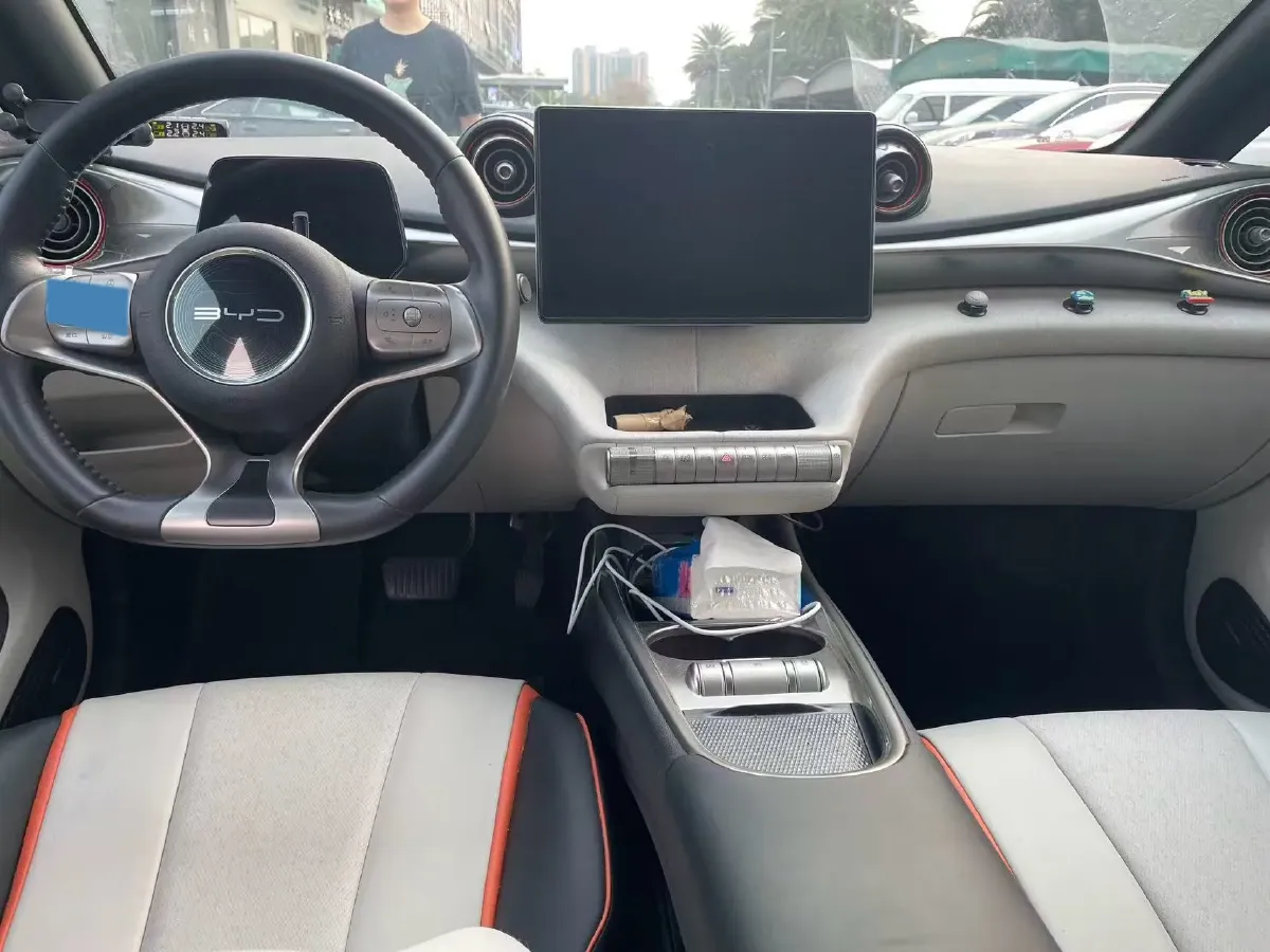 2021 Ford Escort 1.5L 122HP L3 6AT,autocango,china used car exporter,china ev exporter,chinese used car exporter,chinese used ev exporter