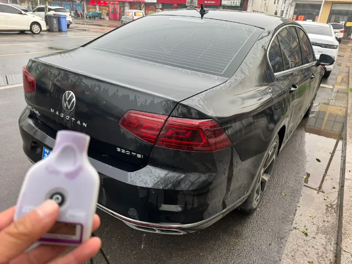 2023 Volkswagen Magotan 2.0T 186HP L4 7DCT,autocango,china used car exporter,china ev exporter,chinese used car exporter,chinese used ev exporter