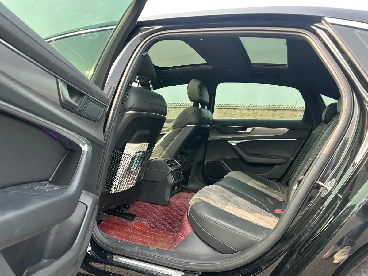 2020 Audi A6L 2.0T 224HP L4 7DCT,autocango,china used car exporter,china ev exporter,chinese used car exporter,chinese used ev exporter