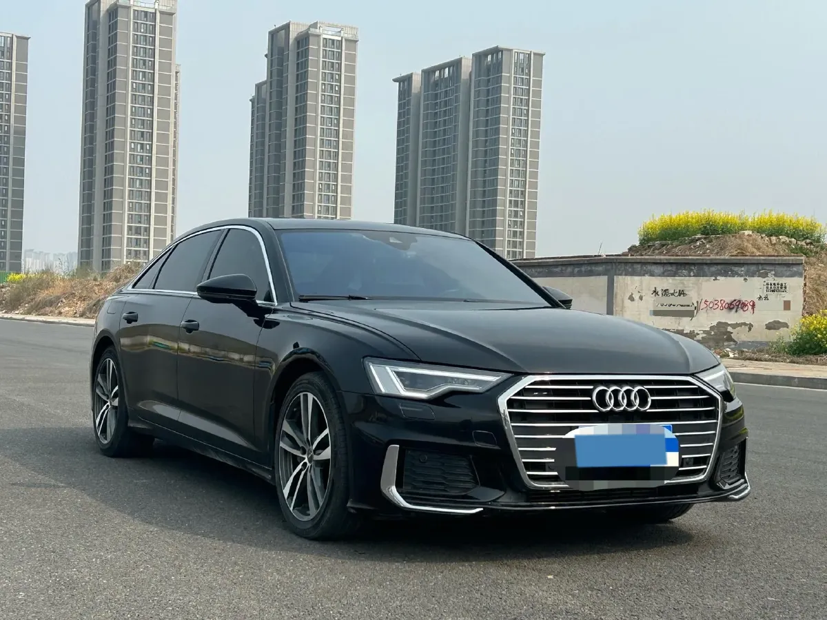 2020 Audi A6L 2.0T 224HP L4 7DCT,autocango,china used car exporter,china ev exporter,chinese used car exporter,chinese used ev exporter