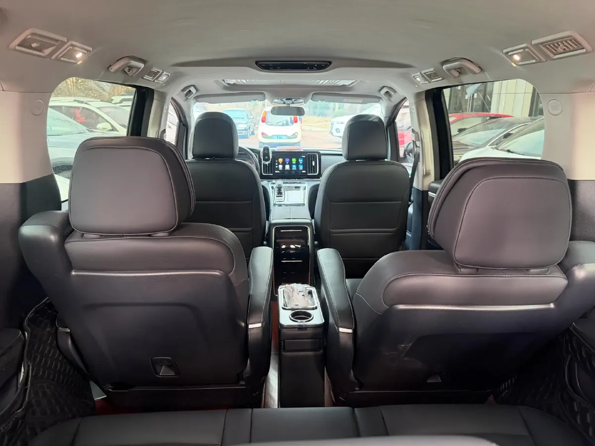 2023 GAC Trumpchi M8 2.0T 252HP L4 8AT,autocango,china used car exporter,china ev exporter,chinese used car exporter,chinese used ev exporter