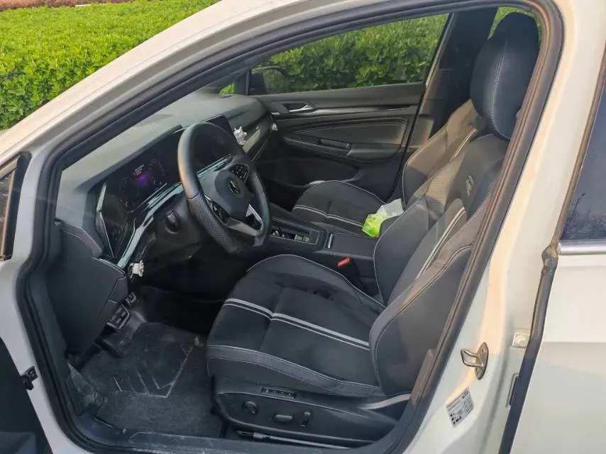 2021 Volkswagen Golf 1.4T 150HP L4 7DCT,autocango,china used car exporter,china ev exporter,chinese used car exporter,chinese used ev exporter