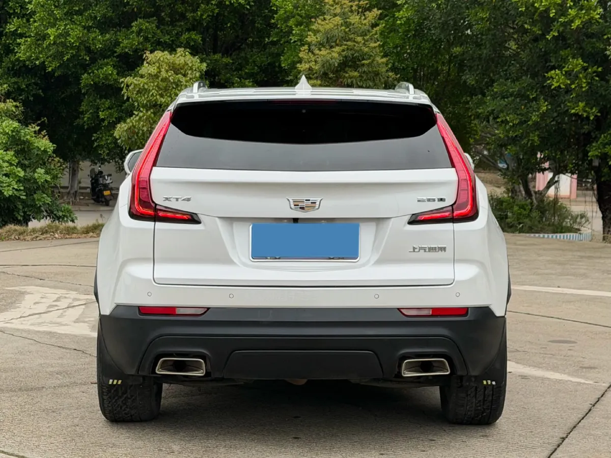 2020 Cadillac XT4 2.0T 241HP L4 9AT,autocango,china used car exporter,china ev exporter,chinese used car exporter,chinese used ev exporter