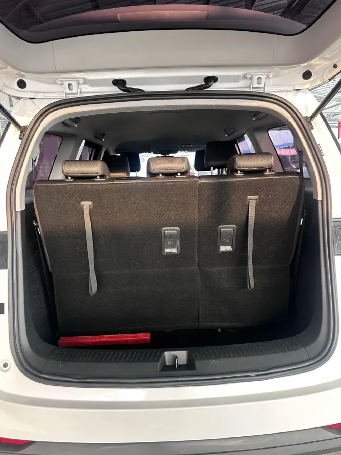 2022 WuLing ZhengChen 2.0L 136HP L4 6MT,autocango,china used car exporter,china ev exporter,chinese used car exporter,chinese used ev exporter